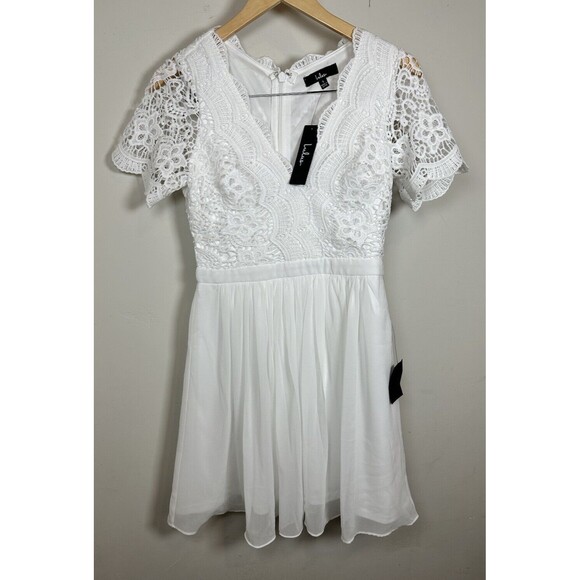 Lulu's Angel in Disguise White Lace Fit Flare Dress Short Sleeve Women’s Small - Picture 5 of 10